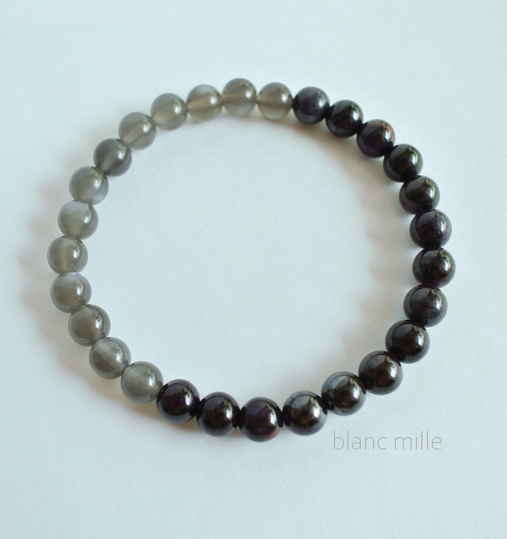 No.1938○*　ブラックスギライト＆グレームーンストーン　6mmブレスレット○*天然石　杉石　ムーンストーン　ブレス