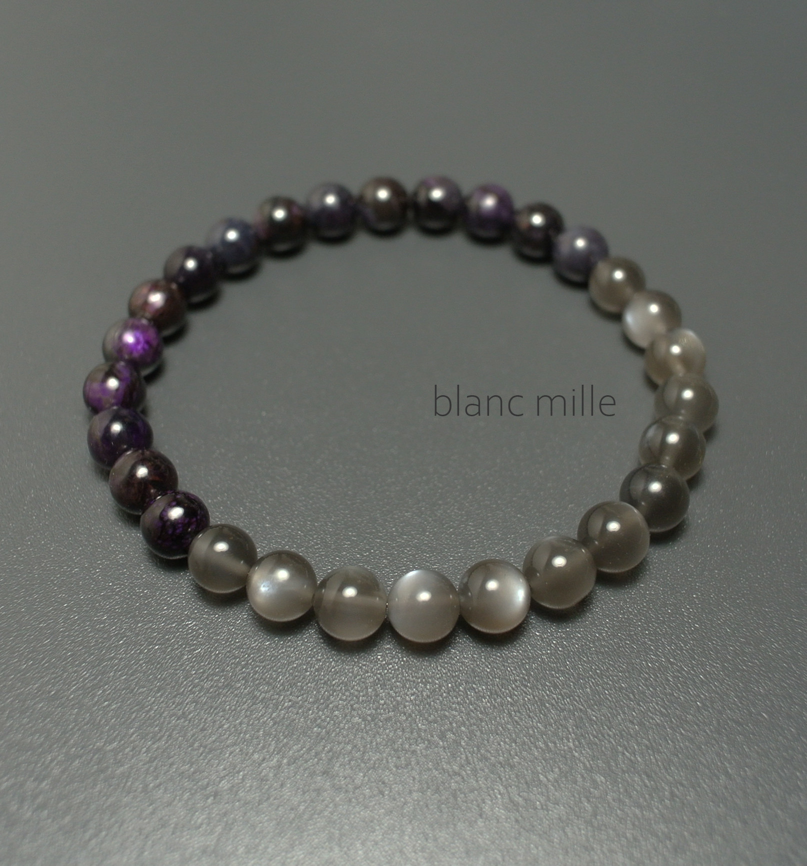 No.1938○*　ブラックスギライト＆グレームーンストーン　6mmブレスレット○*天然石　杉石　ムーンストーン　ブレス