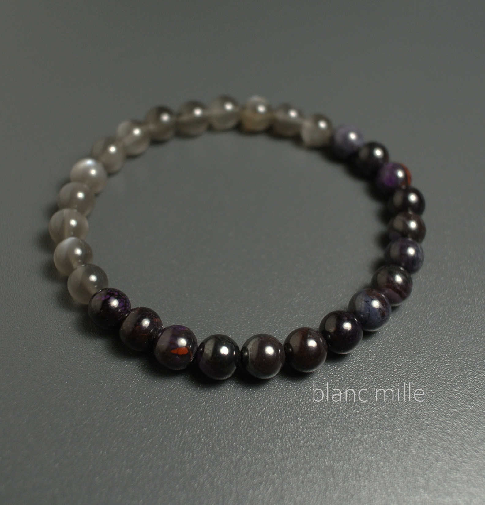 No.1938○*　ブラックスギライト＆グレームーンストーン　6mmブレスレット○*天然石　杉石　ムーンストーン　ブレス