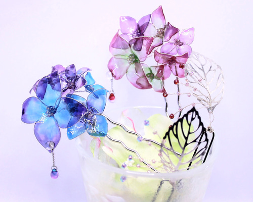 【みっちゃんさま専用】flua 花びらかんざし【2点セット】 みっちゃんさま専用】flua 花びらかんざし【2点セット】 - メルカリ