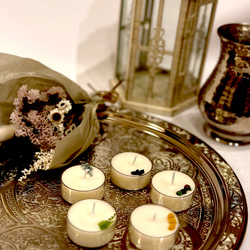 アロマキャンドル、エッセンシャルオイルのセットです。