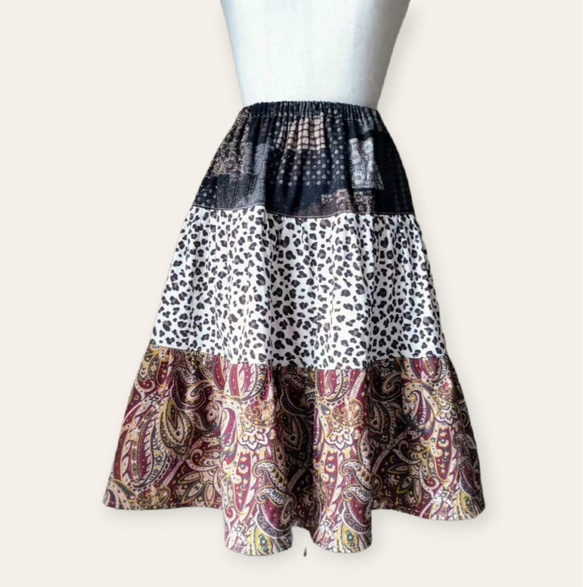 アニマル柄×和柄×ペーズリー柄　三段ティアードスカート 1枚目の画像