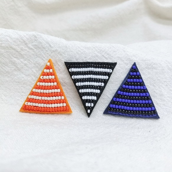 シャープな三角オレンジ☆ビーズ刺繍ブローチ 7枚目の画像