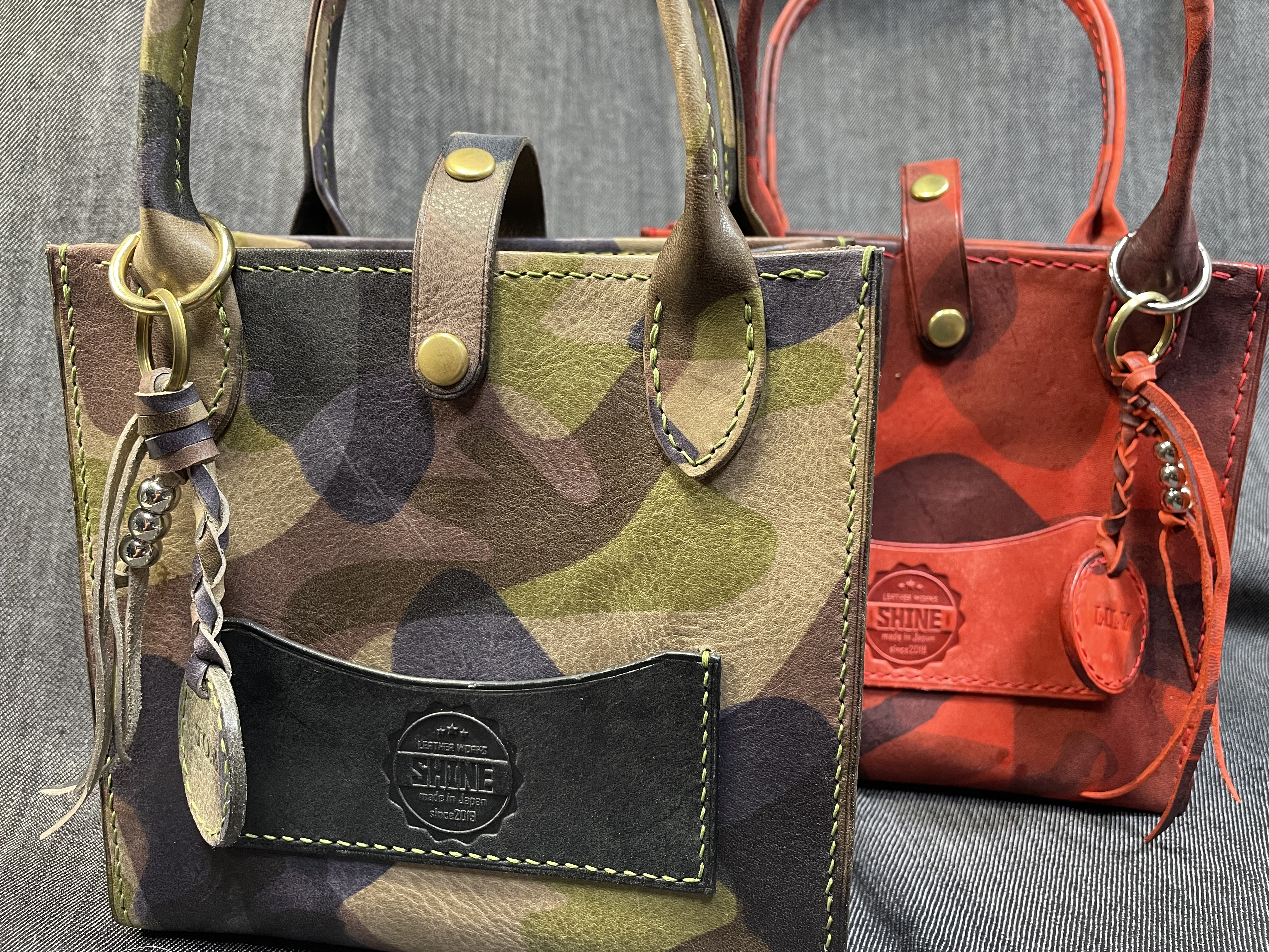 イタリアンレザーお散歩トートバッグ 迷彩（ラ.ペレラ.アズーラ社