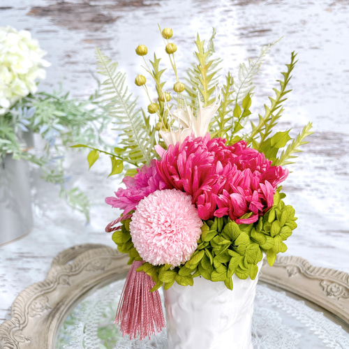大輪の菊の仏花アレンジ（ワインレッド）2個1セット プリザーブド