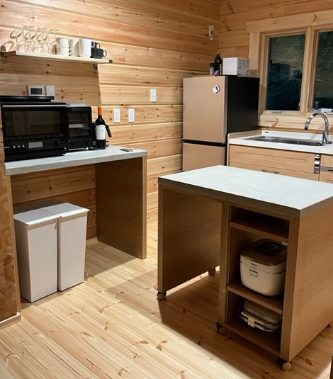 モルタル×突板 テーブル・シェルフ（キャスター付き）セット