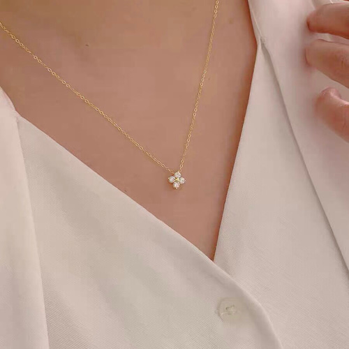 再販】クローバー ネックレス 四つ葉 繊細 チェーン キラキラ 再販】クローバー ネックレス 四つ葉 繊細 チェーン キラキラ