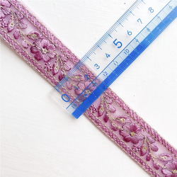 [ 393 ] 紫 パープル 花柄 幅:2.5cm インド刺繍 リボン 4枚目の画像