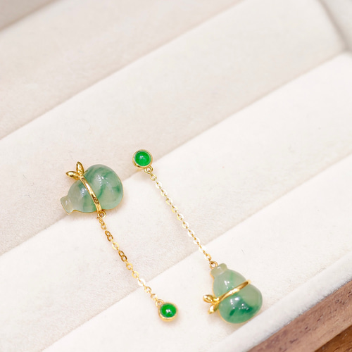 ひょうたんモチーフ ヒスイアンバランスピアスk18 | angeloawards.com