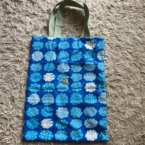 ハンドメイド 雲柄 縦長レッスンバッグ レッスンバッグ ドイリー さん  