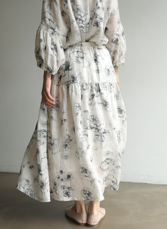 優しく揺れる、ゆるふわギャザースカート　バラー柄　麻のロングスカート　裏地付き　230610-1 5枚目の画像