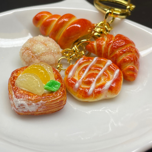 じゃらじゃらキーホルダーミニ★スキレットでパンケーキ作り♪ じゃらじゃらキーホルダーミニ☆スキレットでパンケーキ作り