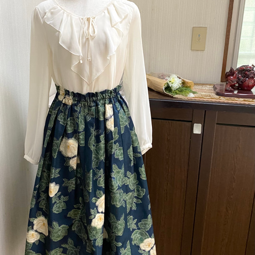 売切れ 花柄を楽しむ フレアスカート 着物裏ペチコート付 フリル