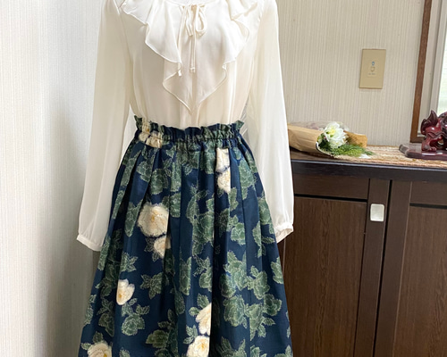 ⚫︎着物リメイク　ハンドメイド　スカート　グリーン系　華やか派手　花柄　イベント d588bd68cafa5b0c84f9da01f0e873