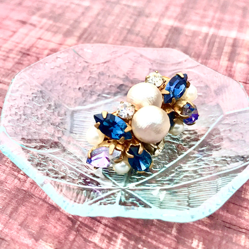 旭屋硝子店 (@asahiya.inishie) · Instagram photos and Reels 神戸