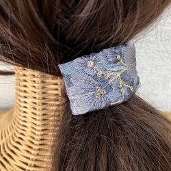刺繍リボンの髪飾り ボタニカル ブルーグレー 5枚目の画像
