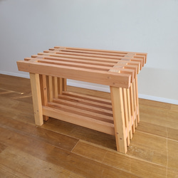 格子スツール大　スツール　花台　無垢　天然　椅子　いす　イス　サイドテーブル　木製　和風　和モダン　個性的 1枚目の画像