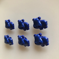 アンティーク ボタン 6個　ビンテージ 昭和 レトロ 個性的 ハンドメイド素材 日本製 ポップ アクセ　カバ　青　ブルー 3枚目の画像