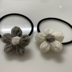 ヘアゴム　お花　フラワー　編みぐるみ 3枚目の画像