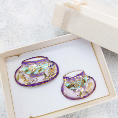 豪華なティーカップの七宝焼ブローチ【受注制作】 ブローチ