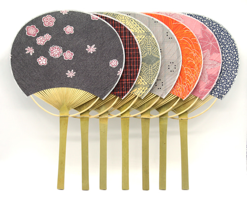 花紅 うちわ フォトセット 5/27(火)18時から 新商品を発売! | URAWA RED DIAMONDS OFFICIAL