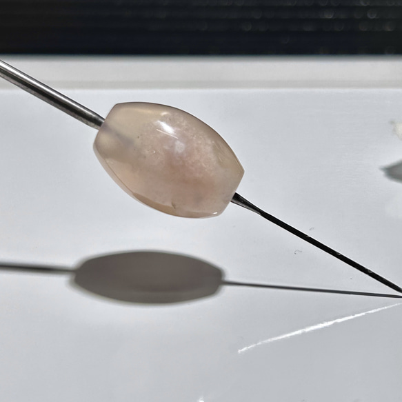 高品質 桜瑪瑙（さくらめのう） 天珠　１個 【再販 13】 高品質天然石　 3枚目の画像