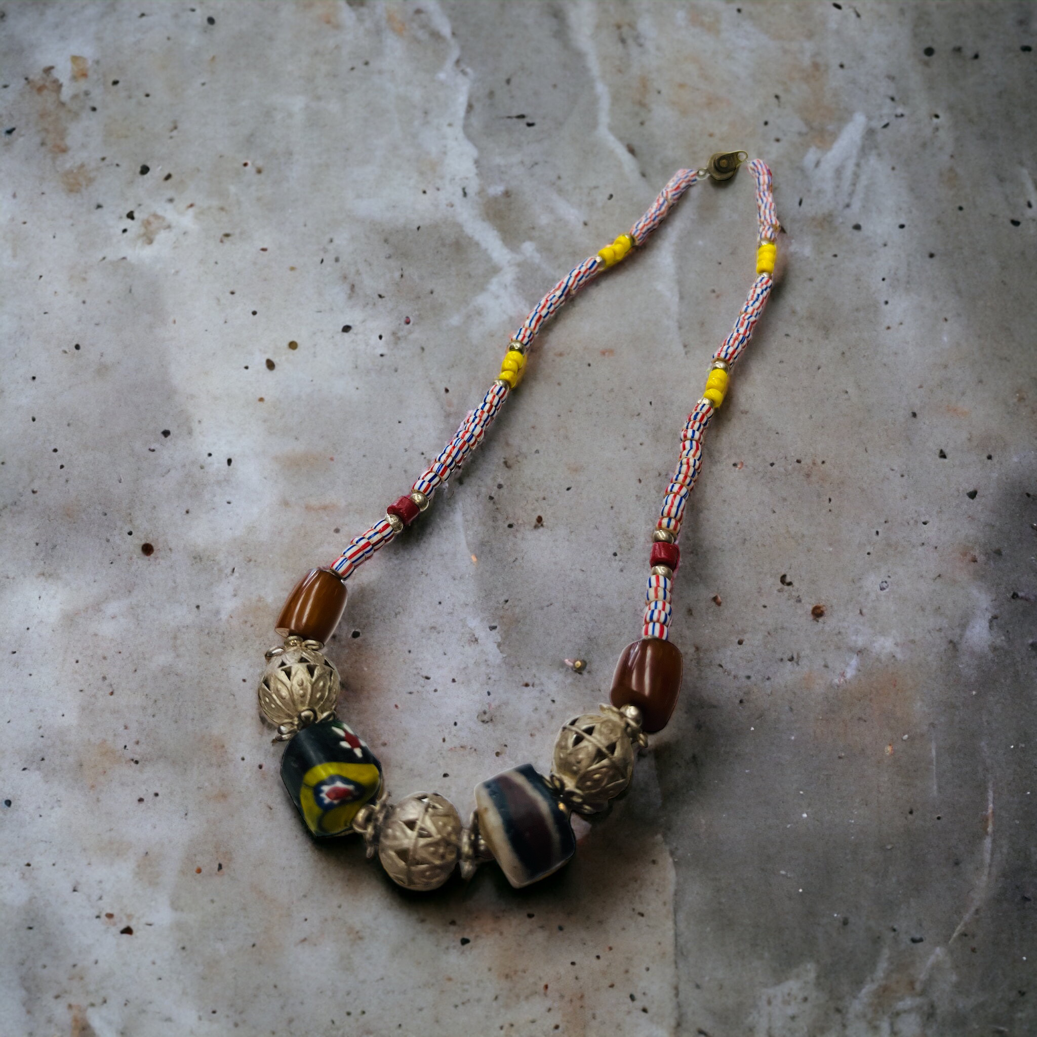 カラフルとんぼ玉ネックレス