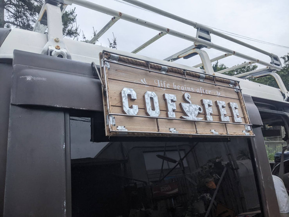 CAFEキッチンカー おしゃれな壁掛け看板① キッチンカーカフェ 移動販売 CAFEキッチンカー おしゃれな壁掛け看板① キッチンカーカフェ