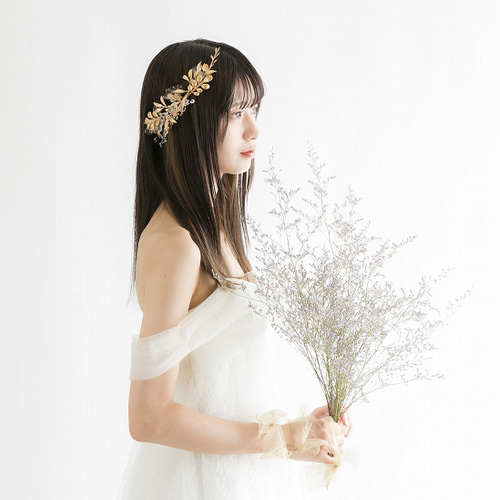 2way リーフ カチューシャ ウェディング 成人式 ヘッドドレス ゴールド 髪飾り n,2 ヘッドドレス（アクセサリー） 土曜日のお花屋さん  通販｜Creema(クリーマ) 17864875