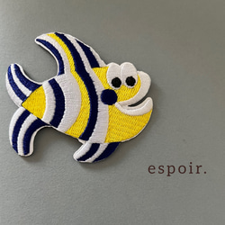 可愛い魚　刺繍ワッペン　アップリケ 1枚目の画像