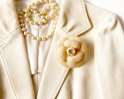 上品な麻のナチュラルコサージュ カメリアブローチ コサージュ