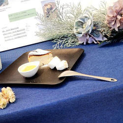 バスクチーズケーキ　フランス産クリームチーズルガールを使用 3枚目の画像