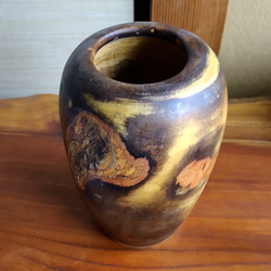 紅葉の丸太花瓶 1枚目の画像