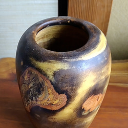 紅葉の丸太花瓶 2枚目の画像