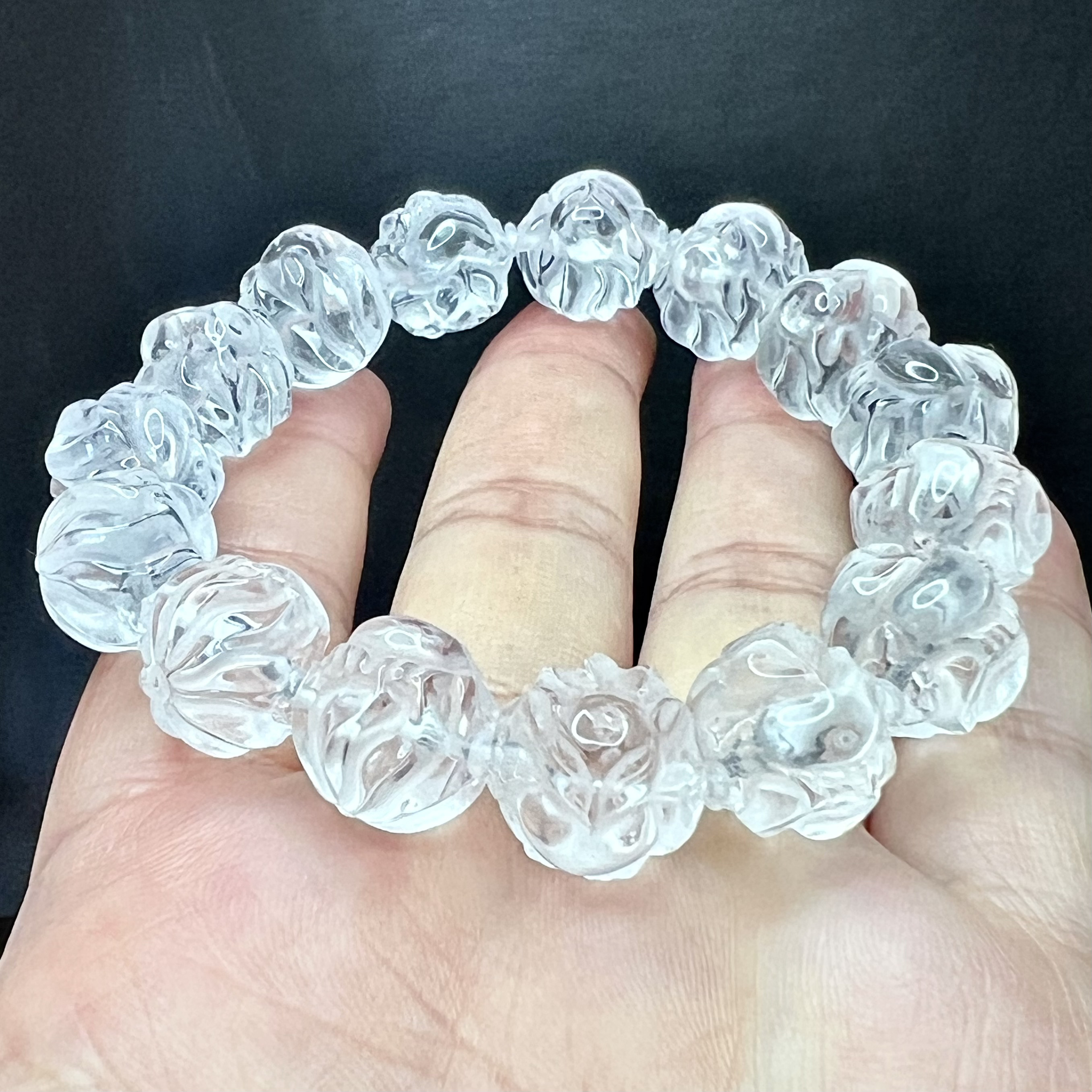 イギリス発送　トップグレード 天然ホワイトクォーツ　ホワイト水晶　九尾の狐　風水 縁起物