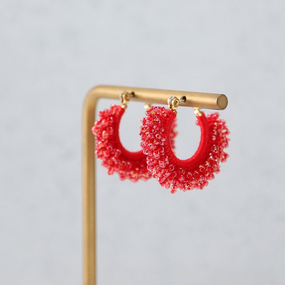 梭織花邊和珠子耳環 Hoop Juicy Red * 可換成耳環 第1張的照片