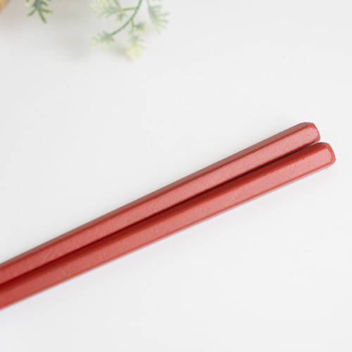 漆塗り】五角形のお箸 【女性向けの長さ】赤色（朱色）短め 日本