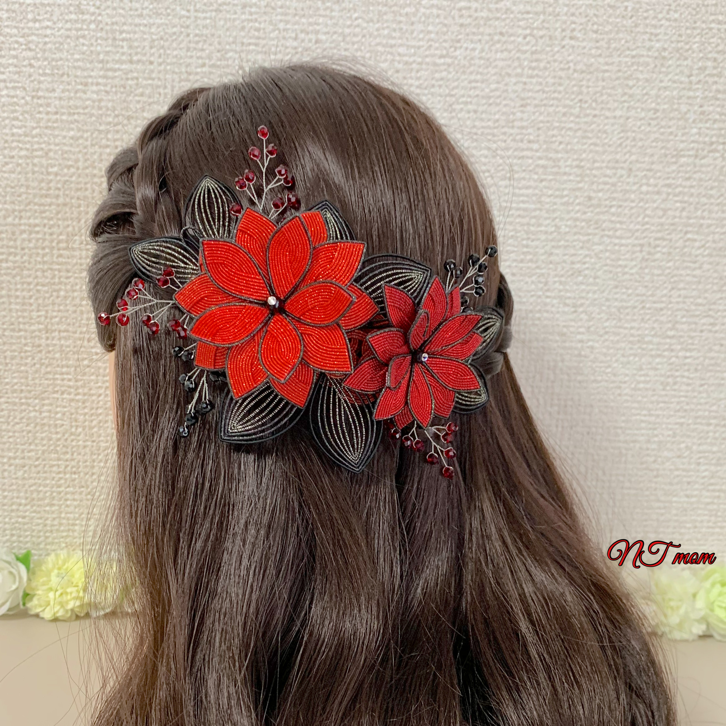 結婚式成人式卒業式水引髪飾り・クレマチス・赤黒