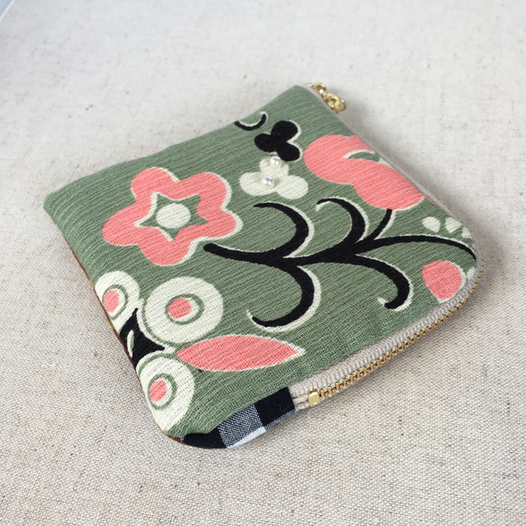 【送料無料】　L字ファスナー　コインケース　キーケース　サーモンピンクの花 4枚目の画像
