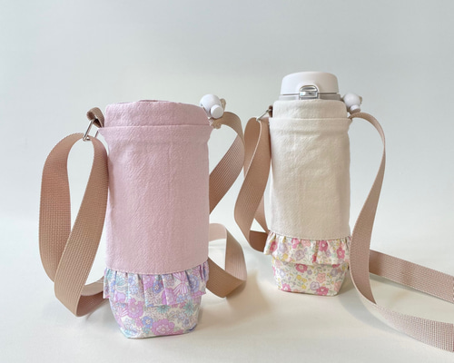 専用　水筒カバー　フリル白　ショルダーセット 専用 水筒カバー フリル白 ショルダーセットの通販 by P ｜ラクマ