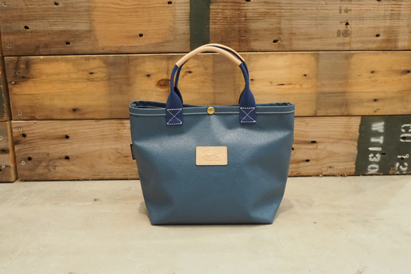 ふはち様•*¨*•.¸♬︎テント型トートバッグ テント帆手ミニ（ネイビー×ブルー） トートバッグ teshigoto 通販