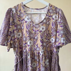 【総丈130cm】Flare Sleeve Dress | Beige × Purple 9枚目の画像