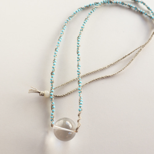 ヒマラヤ産ガネーシュヒマール水晶18mm球マクラメネックレス