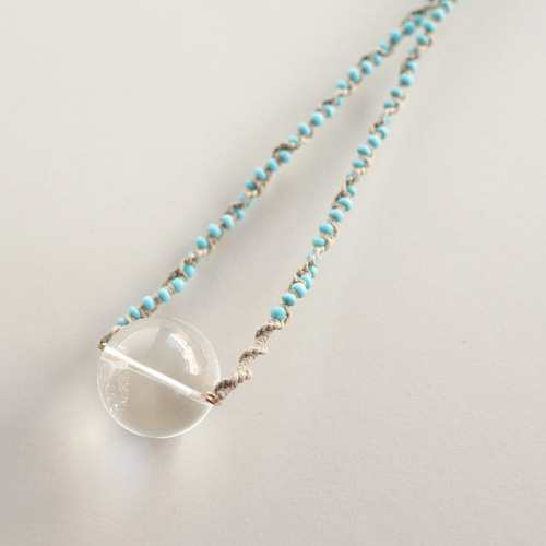 ヒマラヤ産ガネーシュヒマール水晶18mm球マクラメネックレス