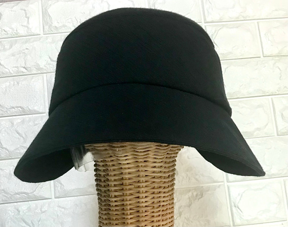 【淑女のお出掛けハット】大きなブリムとバックリボンが素敵な黒のお帽子 4枚目の画像