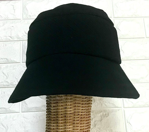 【淑女のお出掛けハット】大きなブリムとバックリボンが素敵な黒のお帽子 3枚目の画像