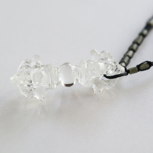 ヒマラヤ水晶五鈷杵（バジュラ）のネックレス 【公式通販】