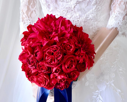 ウェディングブーケとブートニアのセット♡赤ローズブーケ♡ダリアブーケ♡前撮り 赤ダリアと薔薇のラウンドブーケ ウェディングブーケ ブートニア