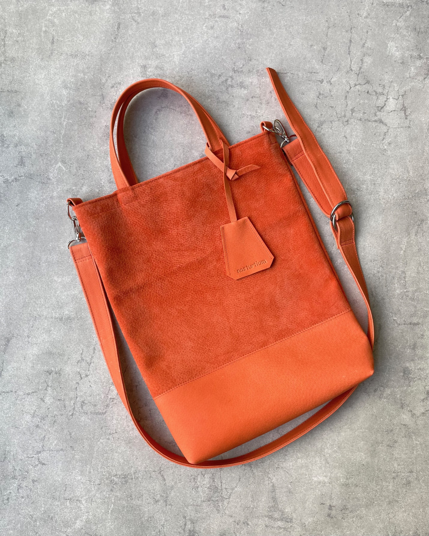 vinti andrews レザー　再構築　バッグ vinti andrews レザー再構築バッグ