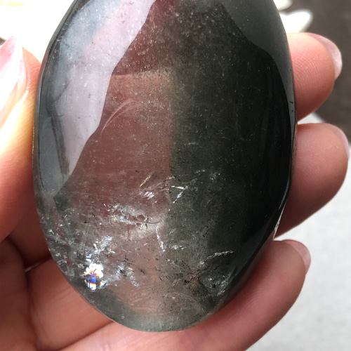 ガーデンクォーツ握り石☆瀧川神社にて浄化☆85g☆ハーフカラー